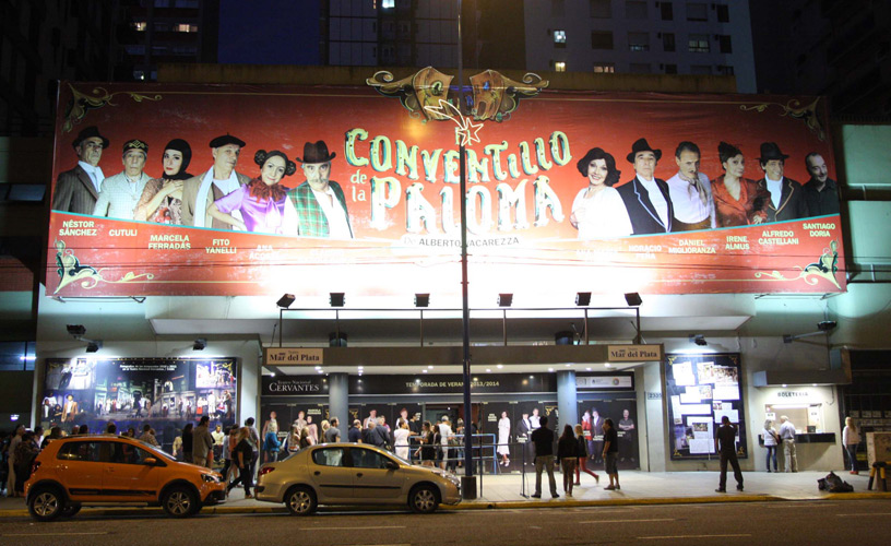Resembles the famous porteño Corrientes Avenue