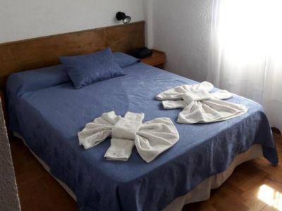 2-star Hotels Hostal del Mar